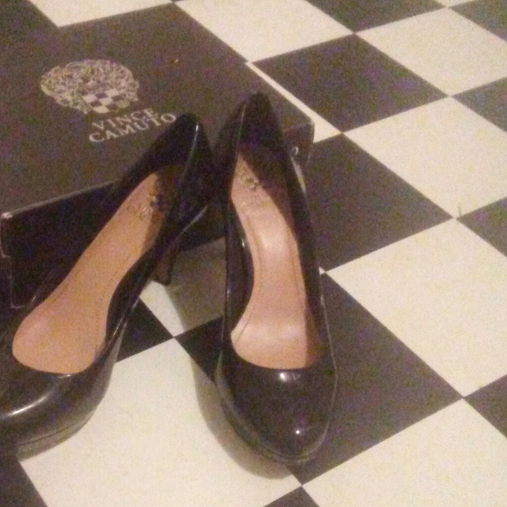 Black Vince Camuto Nubuck Patent Pumps